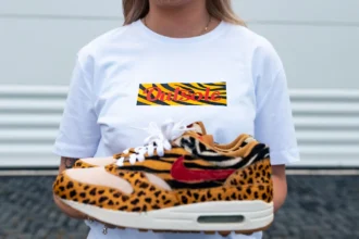 Outsole Premium Box Logo T Shirt Supreme Animal Pack