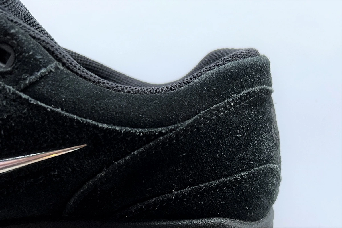 Risks with wearing older Nike Air Max 1 sneakers 11