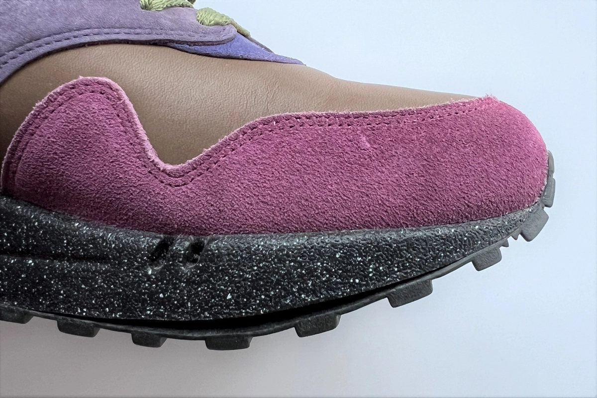 Risks with wearing older Nike Air Max 1 sneakers 4