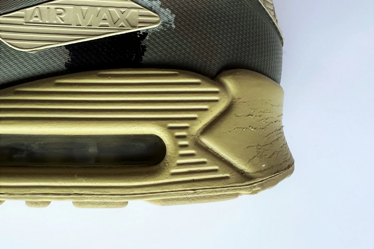 Risks with wearing older Nike Air Max 1 sneakers 9
